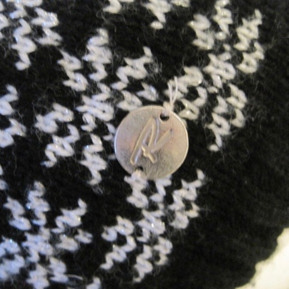 Rossignol Snowflake Beanie - Picture 7 of 10